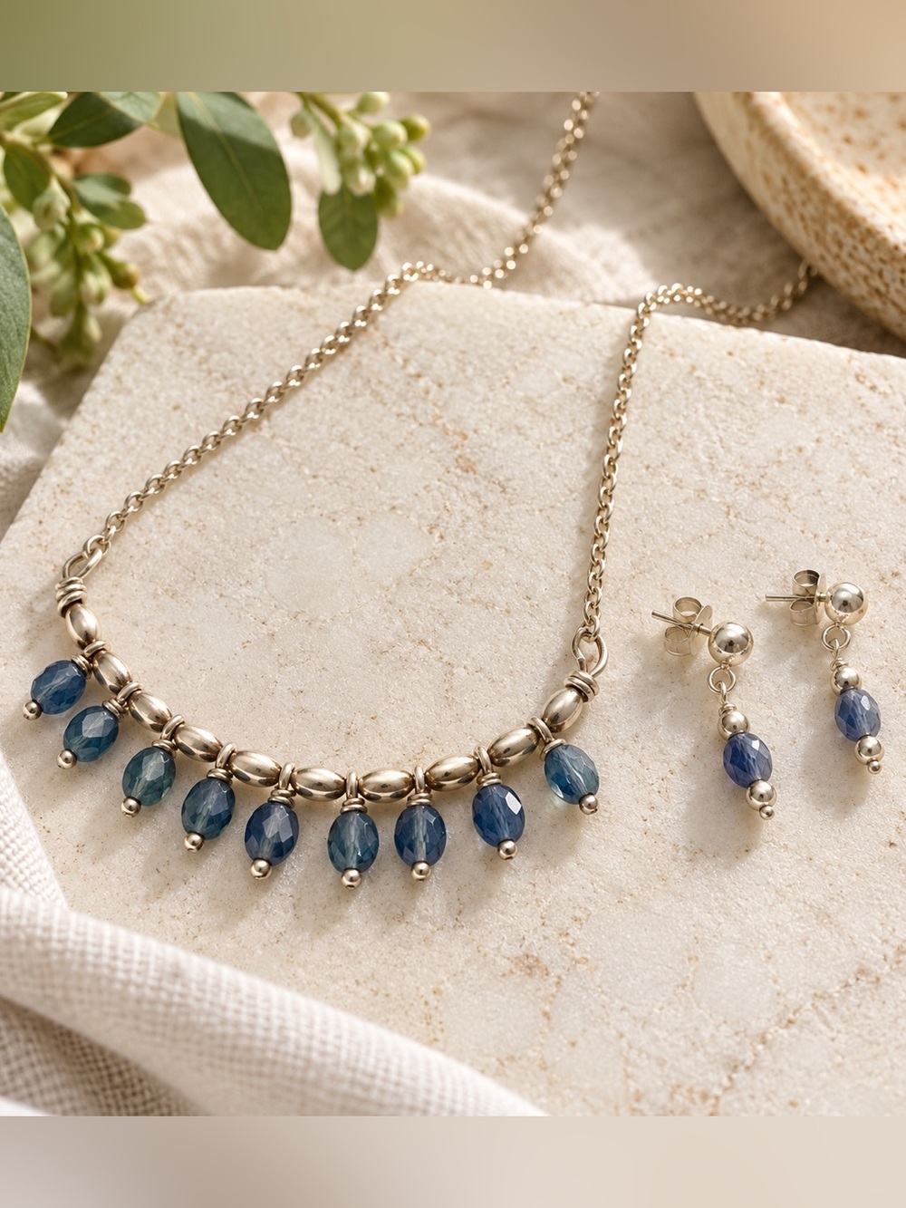 Italian .925 Silver & sapphire bead necklace & earring set
Gift suitable
